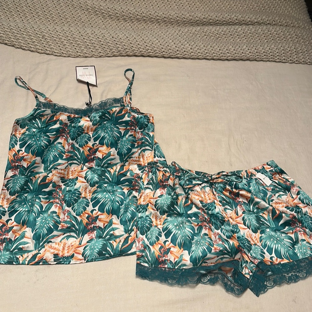 Tabitha Webb sleep set